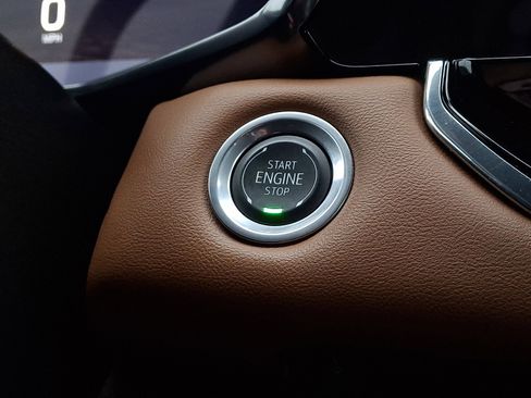 Used 2026 GMC Canyon AT4 w/ Nightfall Essentials Package image 25