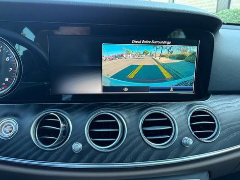 Used 2019 Mercedes-Benz E 300 w/ Premium 1 Package image 43