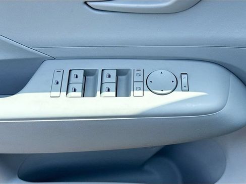Certified 2024 Hyundai Kona SEL FWD image 17