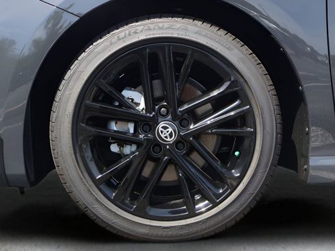 New 2026 Toyota Camry SE FWD image 9