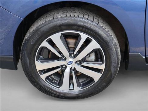 Used 2019 Subaru Outback 2.5i Limited AWD/4WD image 28