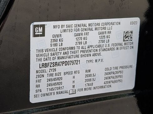 Used 2023 Buick Envision Avenir AWD/4WD image 40