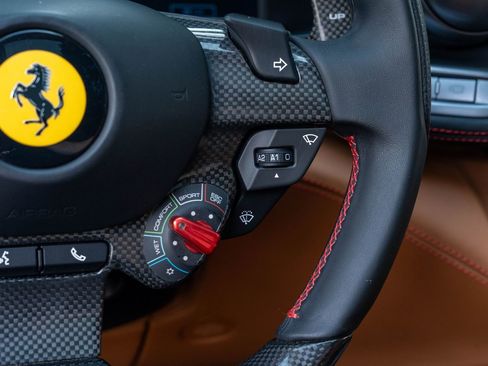 Used 2017 Ferrari GTC4Lusso image 36