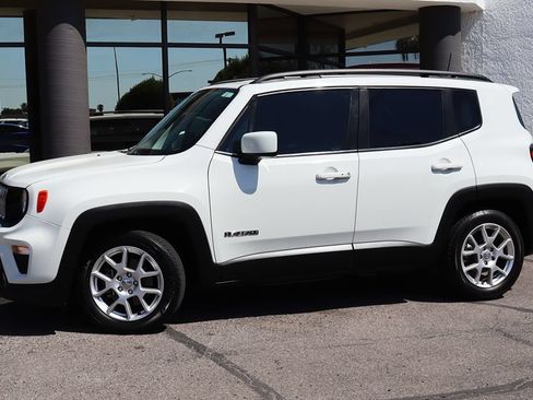 Used 2021 Jeep Renegade Latitude w/ Convenience Group FWD image 4