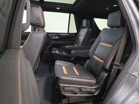 Used 2022 GMC Yukon AT4 AWD/4WD image 10