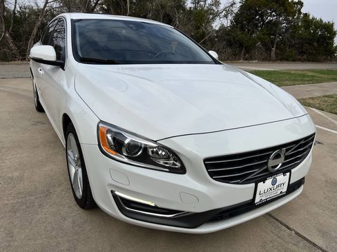 Used 2015 Volvo S60 T5 Premier Plus image 2