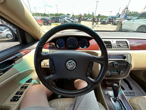 Used 2008 Buick Lucerne CXS FWD image 26