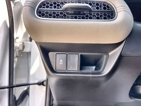 Used 2026 Honda HR-V EX-L image 29