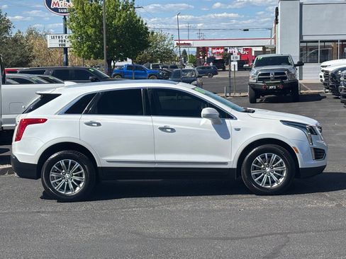 Used 2017 Cadillac XT5 Luxury w/ Driver Awareness Package FWD image 54