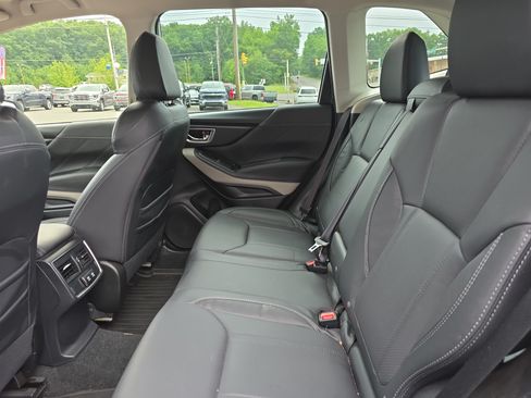 Used 2023 Subaru Forester Limited AWD/4WD image 13