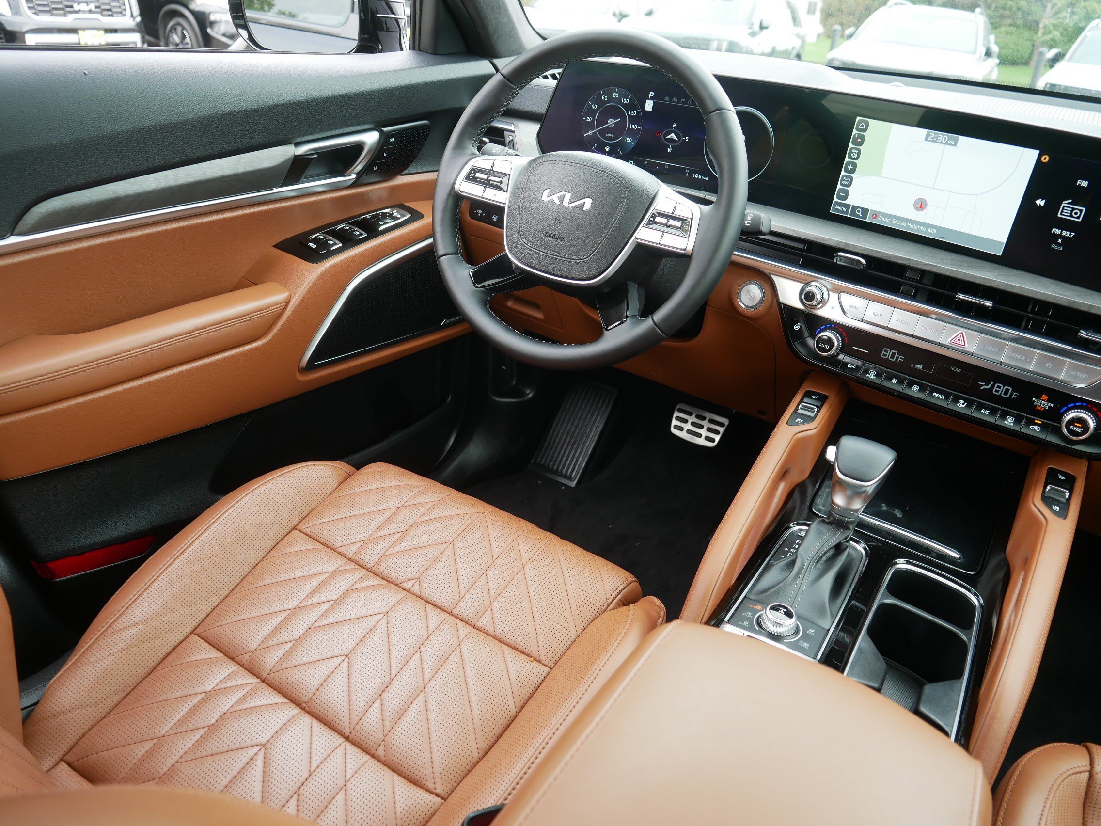 Certified 2025 Kia Telluride SX Prestige X-Line AWD/4WD image 9