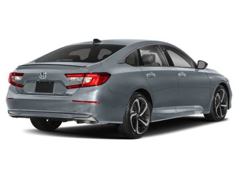 Used 2022 Honda Accord Sport image 2