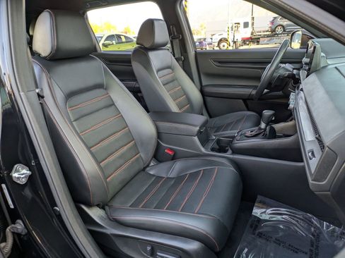 Used 2025 Honda CR-V Sport-L image 28