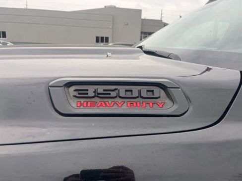 Used 2021 RAM 3500 Big Horn w/ Level B Equipment Group AWD/4WD image 11