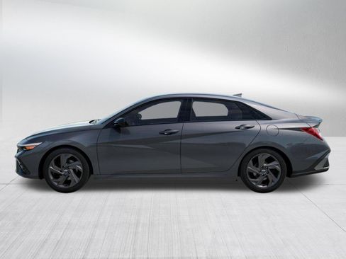 New 2026 Hyundai Elantra SEL Sport FWD image 3
