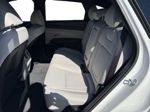 New 2026 Hyundai Tucson Limited AWD/4WD image 16