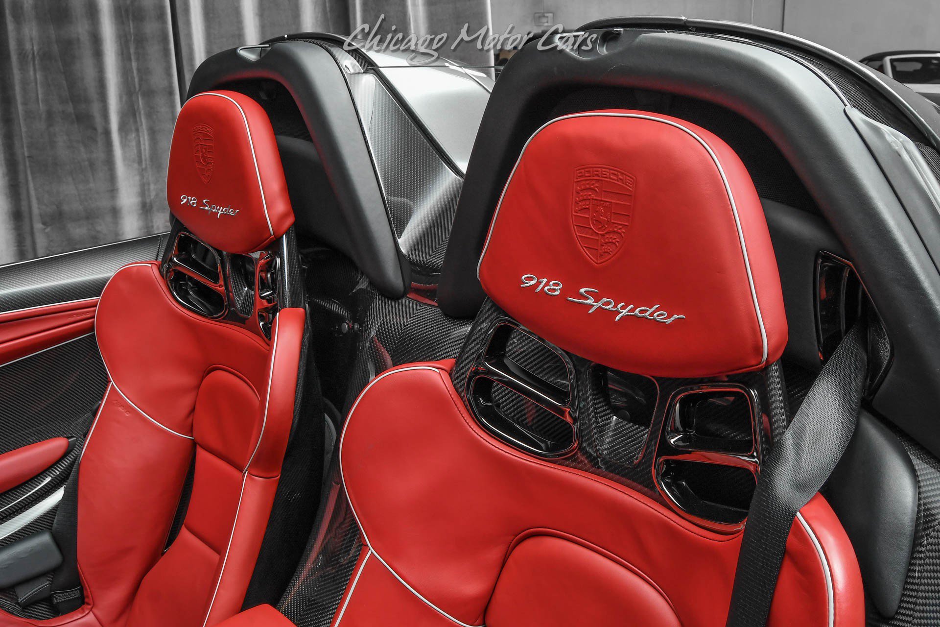 Used 2015 Porsche 918 Spyder AWD/4WD image 17