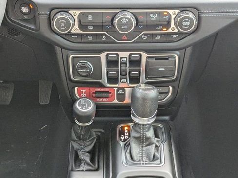 New 2026 Jeep Gladiator Mojave w/ Safety Group AWD/4WD image 19
