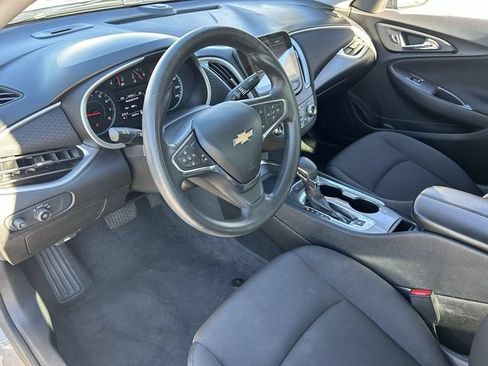 Used 2024 Chevrolet Malibu LT FWD image 19