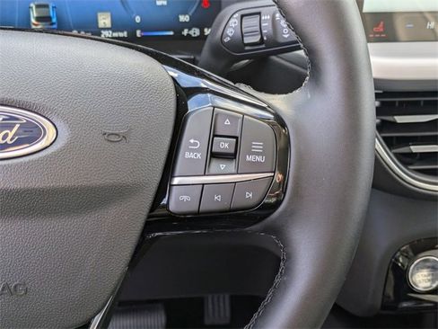 New 2025 Ford Escape SE w/ PHEV Premium Package image 18