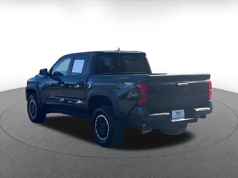 Used 2025 Toyota Tacoma TRD Off-Road image 9