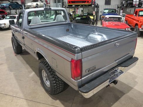 Used 1997 Ford F350 XLT image 16