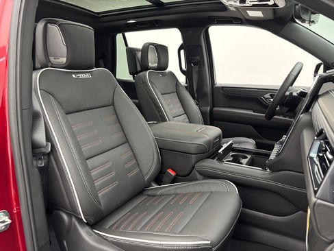 New 2026 GMC Yukon AT4 Ultimate AWD/4WD image 41