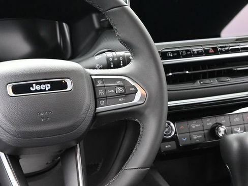 New 2025 Jeep Compass Limited w/ High Altitude Package image 26