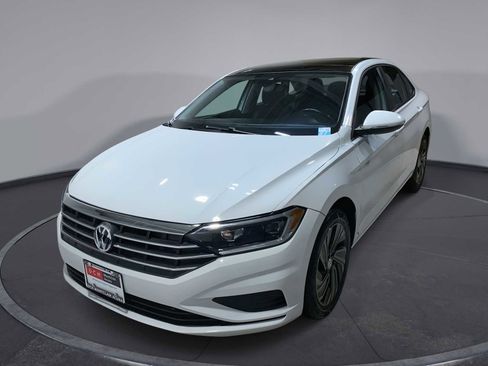 Used 2019 Volkswagen Jetta SEL Premium image 1