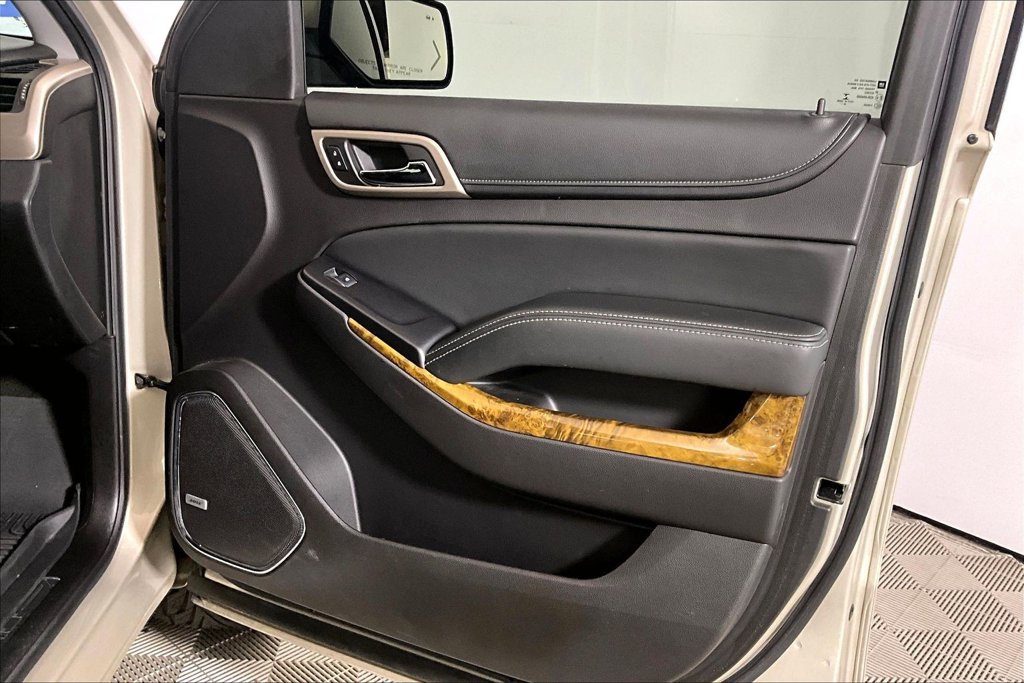 Used 2016 GMC Yukon Denali w/ Open Road Package RWD image 19