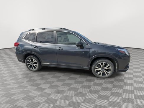 Used 2022 Subaru Forester Limited AWD/4WD image 9