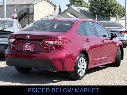 Used 2025 Toyota Corolla LE FWD image 5