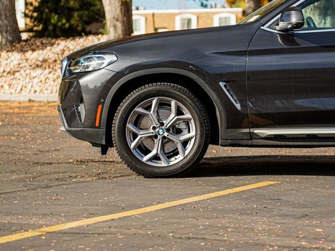 Used 2023 BMW X4 xDrive30i w/ Premium Package image 8