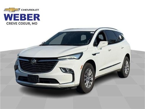 Used 2024 Buick Enclave Premium image 1