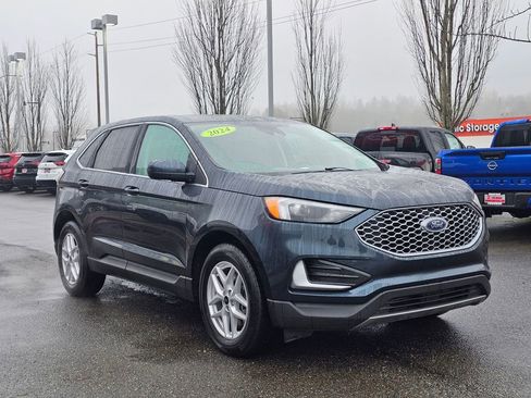 Used 2024 Ford Edge SEL image 3