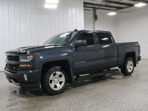 Used 2017 Chevrolet Silverado 1500 LT w/ All Star Edition image 2