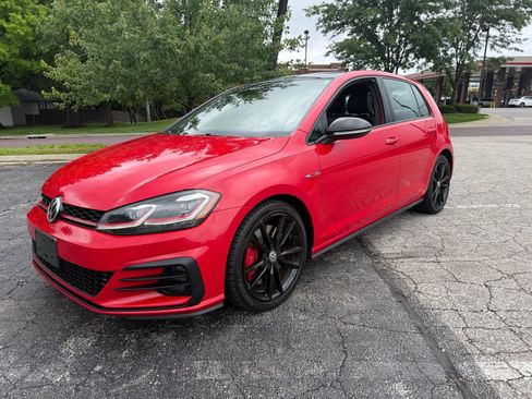 Used 2021 Volkswagen Golf 4-Door FWD image 3
