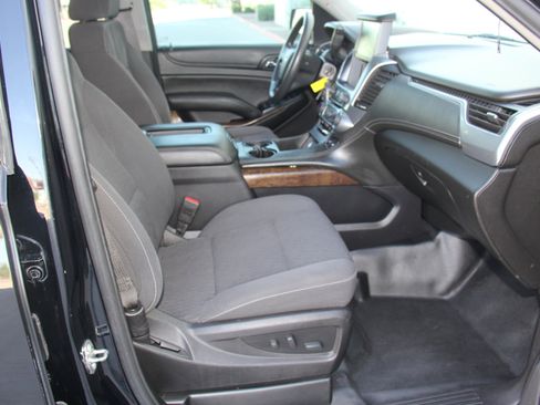 Used 2018 Chevrolet Tahoe 2WD w/ Remote Keyless Entry Package image 27