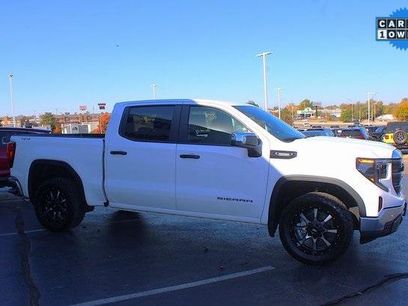 Used 2025 GMC Sierra 1500 Pro w/ Pro Value Package