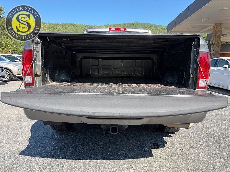 Used 2011 RAM 1500 Tradesman RWD image 22