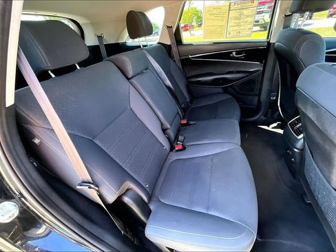 Used 2020 Kia Sorento LX w/ LX I4 Convenience Package AWD/4WD image 25