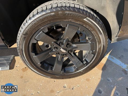 Used 2020 Cadillac Escalade Premium Luxury w/ LPO, Radiant Package image 7