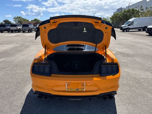 Used 2018 Ford Mustang GT Premium w/ Black Accent Package RWD image 30