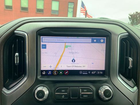 Used 2022 GMC Sierra 2500 Denali image 11