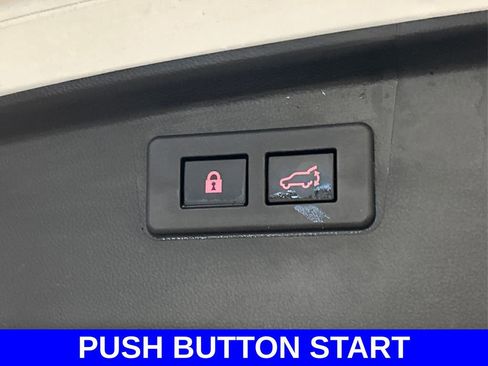 Used 2020 Subaru Outback Limited w/ Popular Package #2 image 14