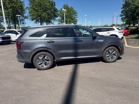 Used 2022 Kia Sorento S AWD/4WD image 10