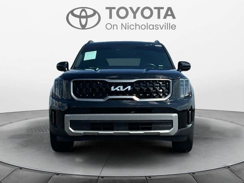 Used 2023 Kia Telluride EX X-Line AWD/4WD image 8