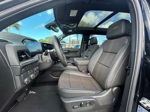 New 2026 Chevrolet Suburban High Country w/ Sun And Tow Package RWD image 12
