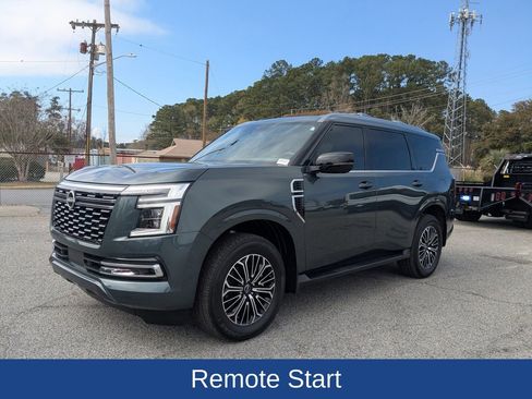 Used 2025 Nissan Armada SL image 8