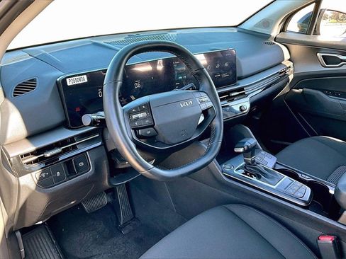 Certified 2026 Kia Sportage LX w/ LX Convenience Package image 13